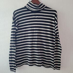 J. Crew Striped Oversized Black and Beige Turtleneck Sz XXS Classic Preppy Fall